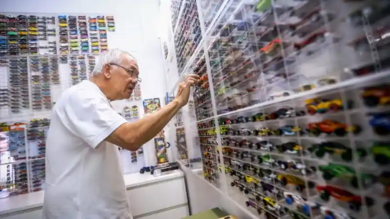 Berita - Koleksi Hotwheels Pria ini Bernilai RP 1 Miliar Lebih