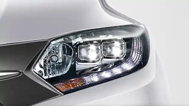 Tips - Mengenal Berbagai Jenis Lampu Mobil 