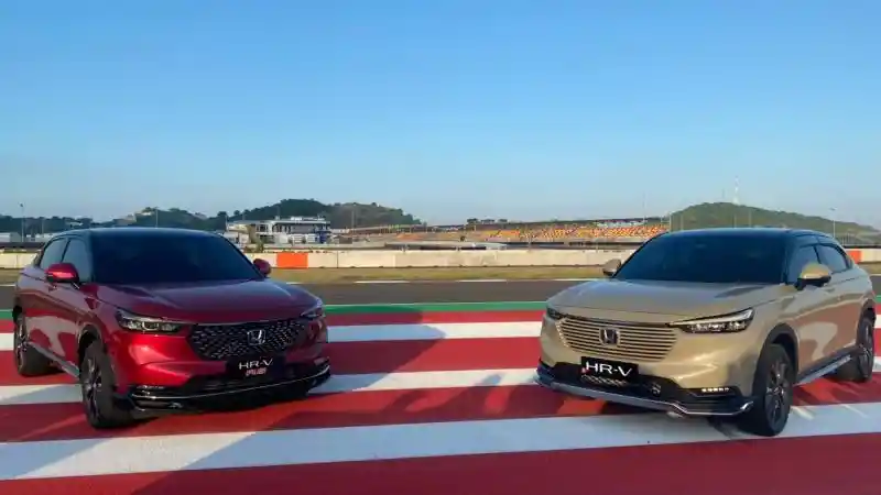 Foto - Alasan All-New HR-V Tak Lagi Gunakan Mekanisme Elektrik Pada Atap Panoramiknya