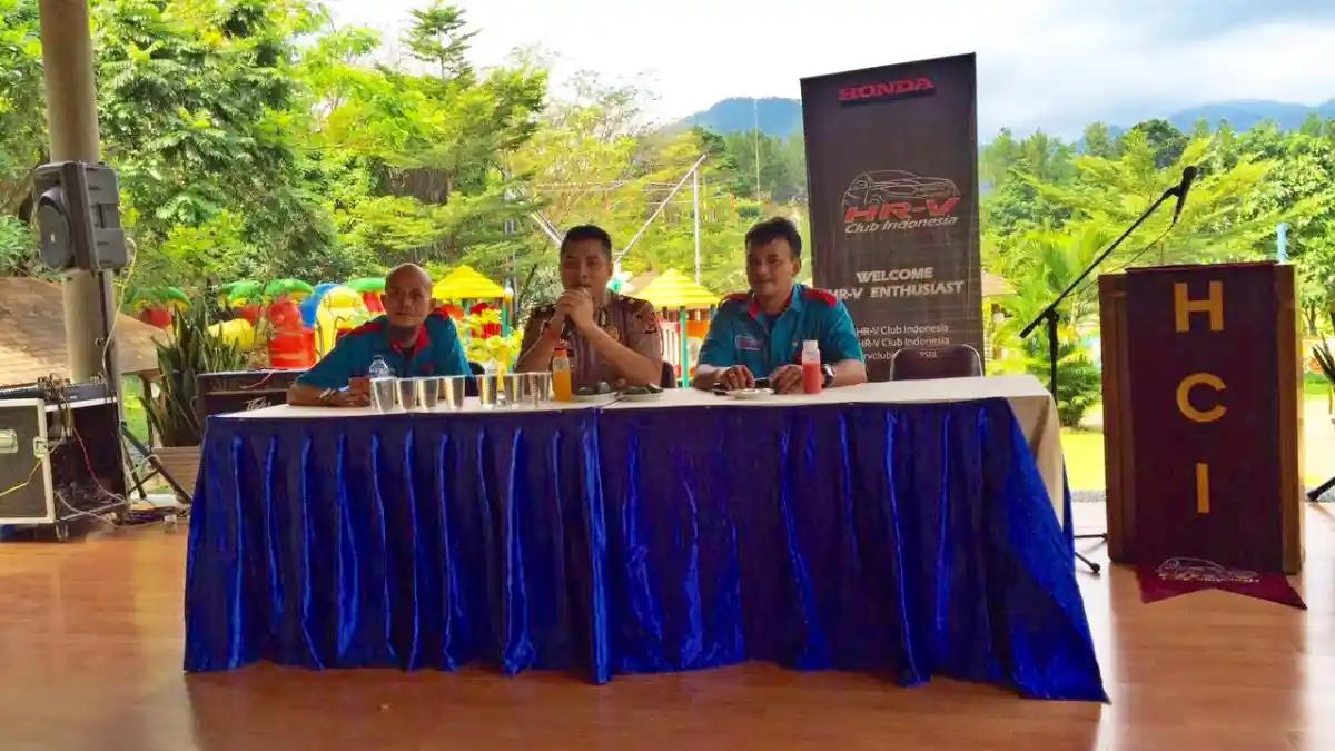 Foto - KOMUNITAS: Honda HR-V Club Indonesia Gelar Halal Bihalal yang "Wonderful"