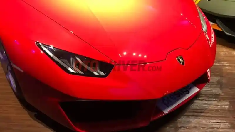 Foto - GALERI: Lamborghini Huracan Spyder dan Huracan Avio (18 FOTO)