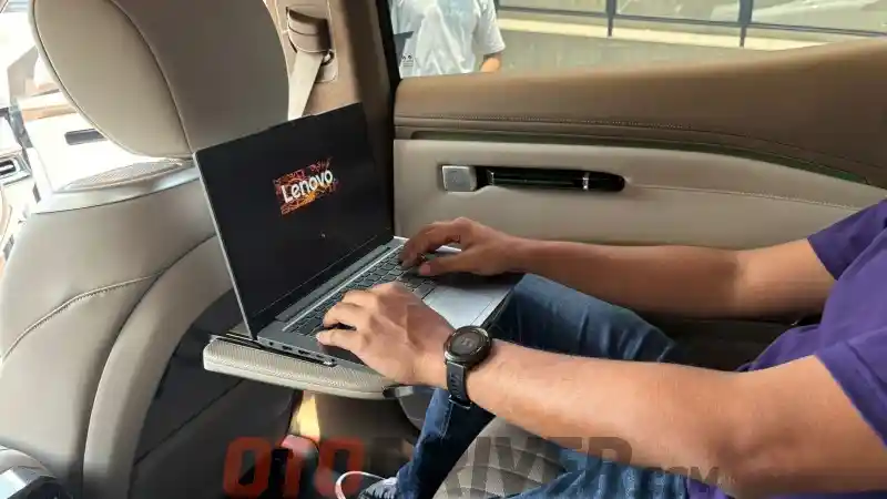 Foto - Cocok Buat Bos, Inilah 5 Fitur Mewah di Kursi Baris Kedua Hyptec HT