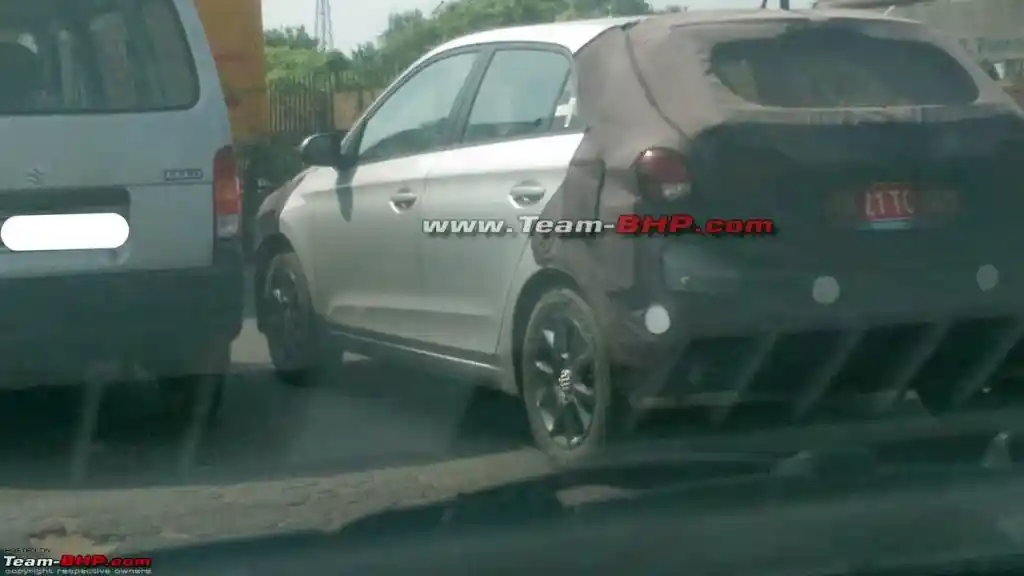 Foto - SPY SHOT : Hyundai i20 Facelift Dites di India