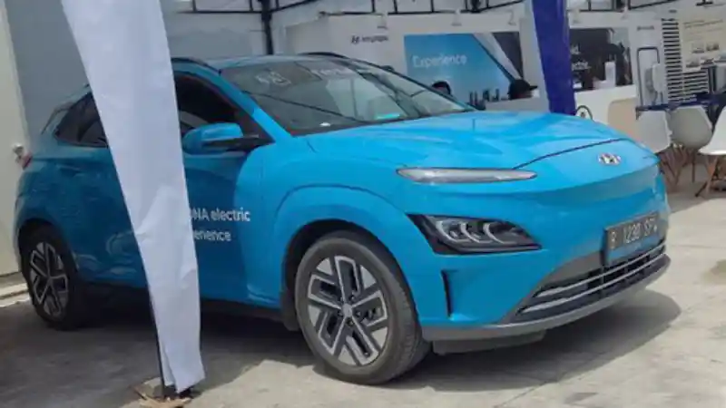Foto - Perbandingan Jarak Tempuh Baterai Hyundai Ioniq 5 Vs Kona EV