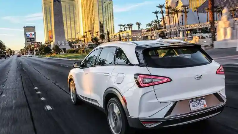 Foto - Alasan Hyundai Tunda Peluncuran Mobil Berbahan Bakar Hydrogen