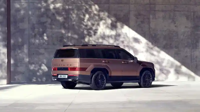 Foto - Hyundai Santa Fe Hybrid Masuk Indonesia Akhir Tahun Ini