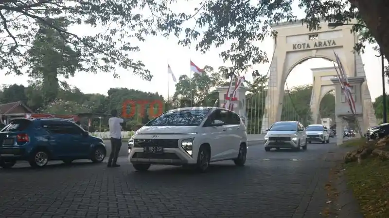 Foto - Hyundai Stargazer Laku 4.000 Unit, Inilah Tipe Yang Paling Banyak Dibeli