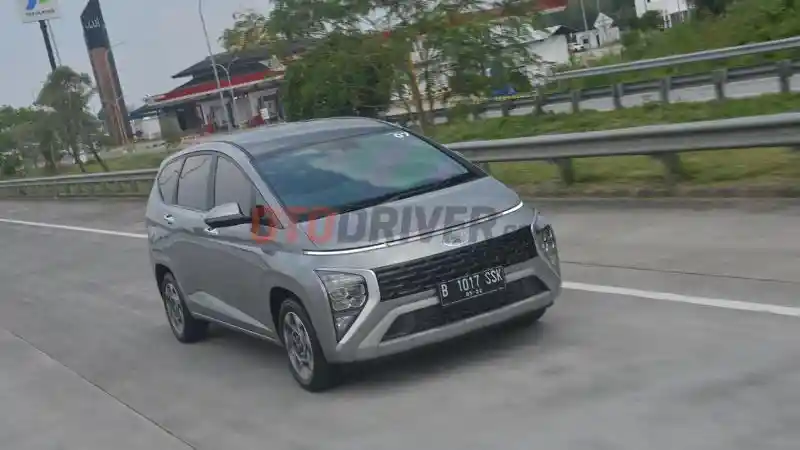 Foto - Daftar 10 Mobil Terlaris Saat Ini, Nomor 1 Avanza, Diikuti Xpander