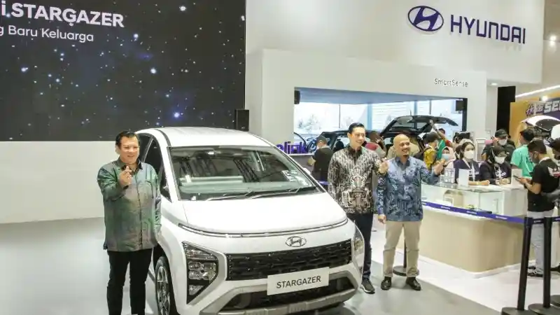 Berita - Hyundai Stargazer Resmi Menyapa Surabaya, Berikut Harga Jualnya