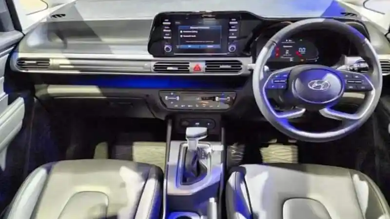 Foto - Hyundai Stargazer Diperkirakan Akan Mendapatkan Penyegaran Ini Pada Rabu Mendatang