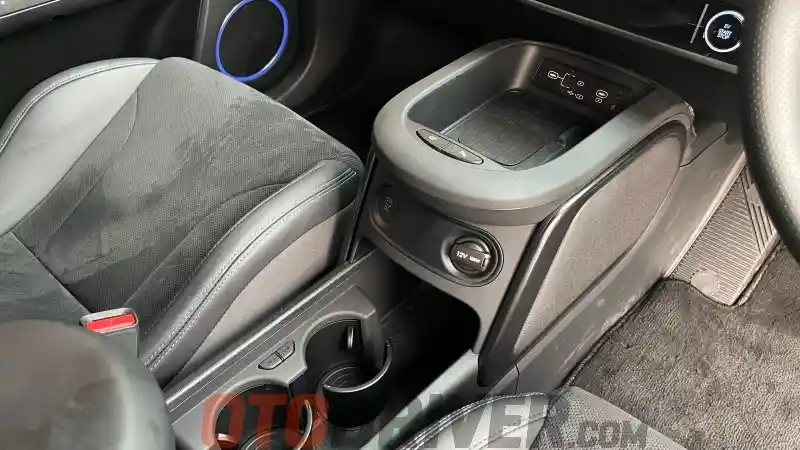 Foto - Konsol Tengah Hyundai Ioniq 5 N Dibuat Fix, Ini Tujuannya
