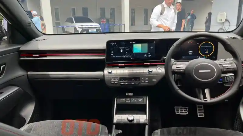 Foto - Hyundai Kona Electric N Line Resmi Diluncurkan, Harga Rp 608,5 Juta