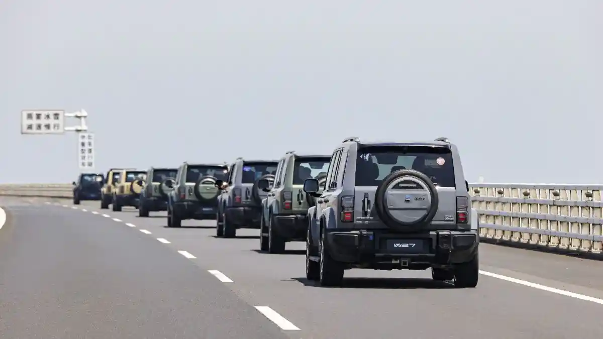Foto - Mencoba iCar V27 REEV Di Kampung Halamannya