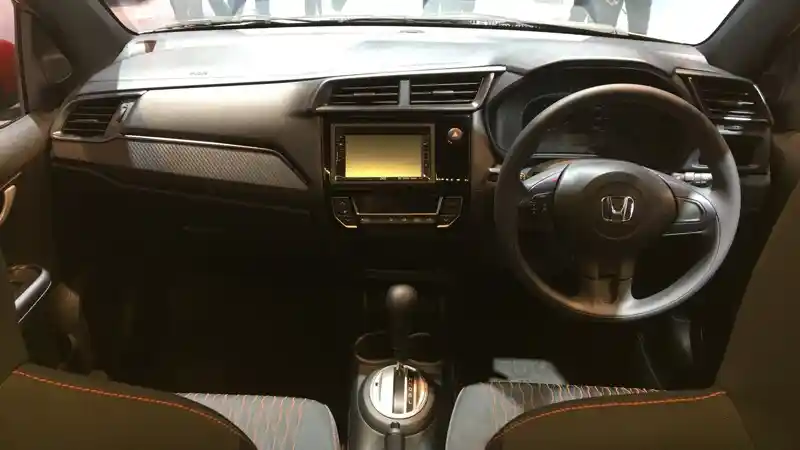 Foto - Pilihan Hatchback Di Bawah 200 Juta Yang Mudah Dikendarai