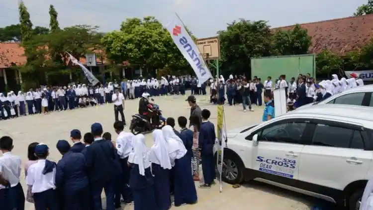 Berita - Suzuki Tanamkan Keselamatan Berkendara Pada Siswa SMP, Bukan Diajari Mengemudi 