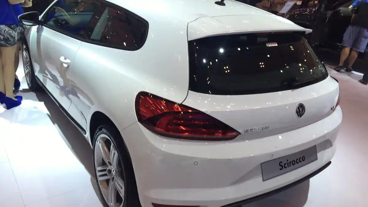 Foto - GIIAS 2015: VW Scirocco Facelift Tampil Makin Keren