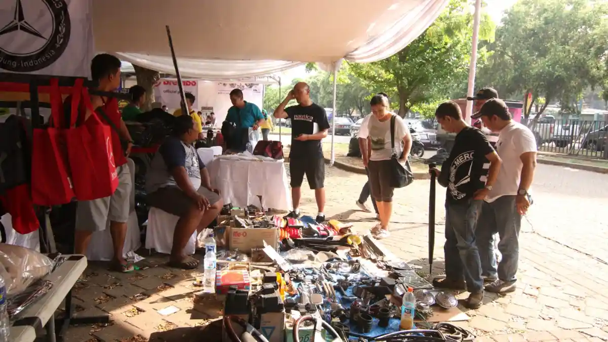 Foto - Ribuan Anggota Ramaikan Jamboree National Mercedes-Benz Club Indonesia ke 10