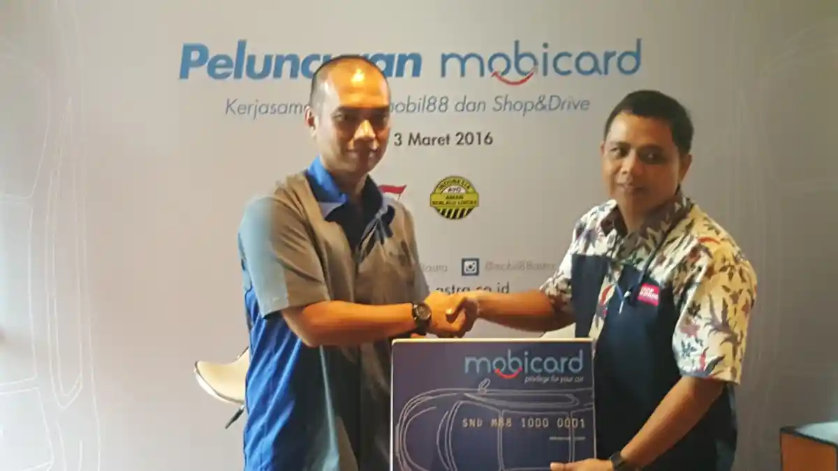 Foto - Beli Mobkas di Mobil88, Dapat Kartu Diskon Belanja Di Shop And Drive