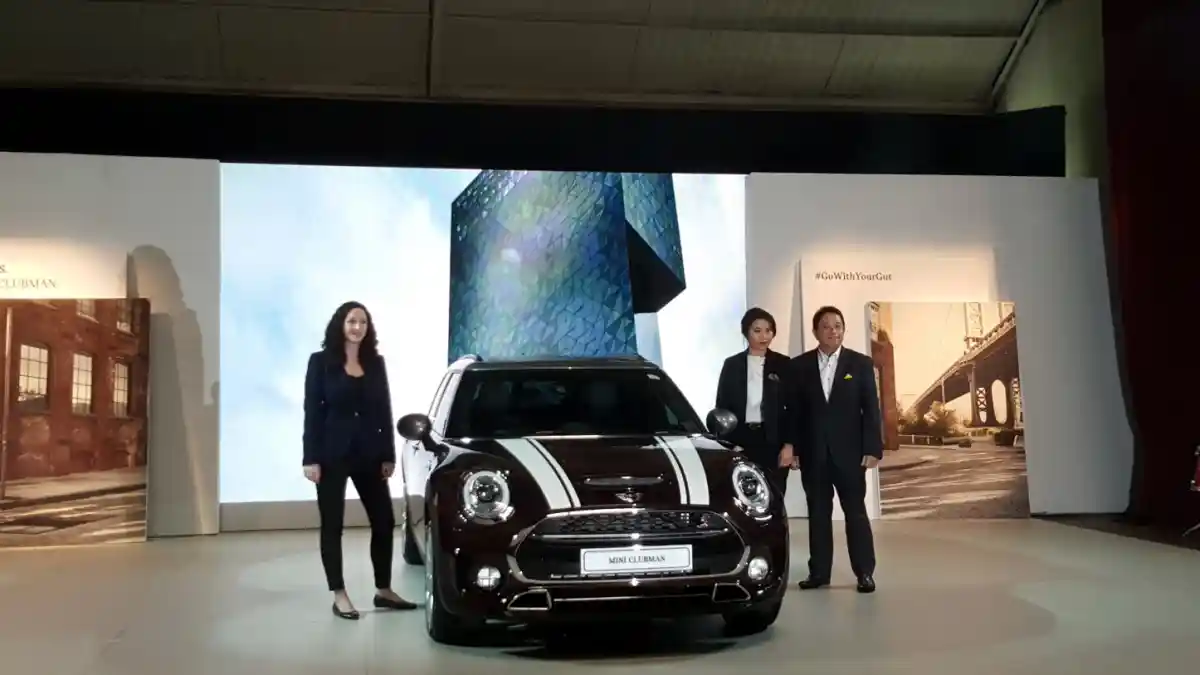 Berita - MINI Cooper Clubman Resmi Meluncur, Harga Nyaris Rp 1 Miliar