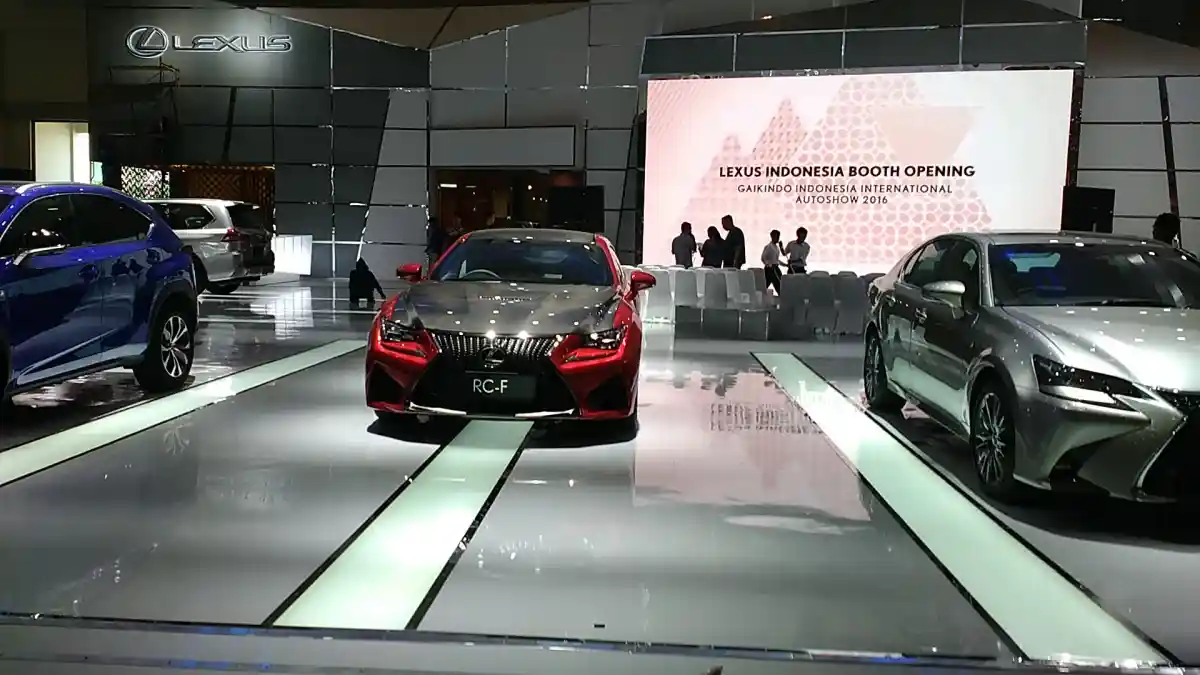 Foto - Intip Persiapan GIIAS 2016, Beberapa Mobil Baru Berhasil Diabadikan (15 Foto)