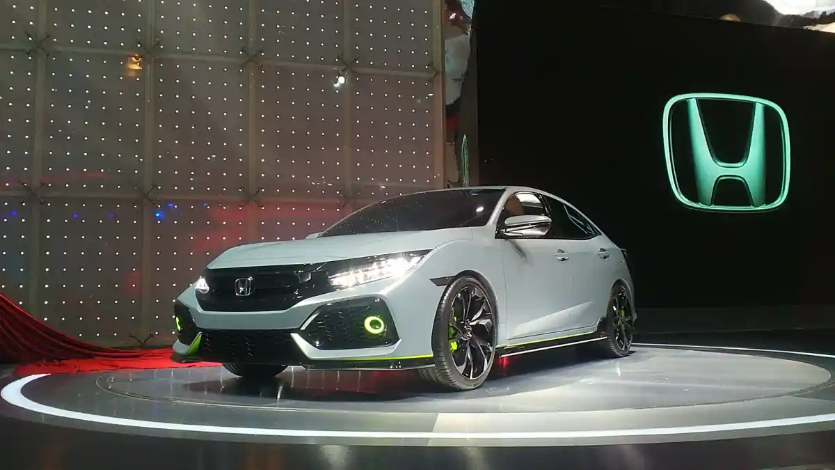 Foto - Honda Civic Turbo Hatchback Hadir Di GIIAS!