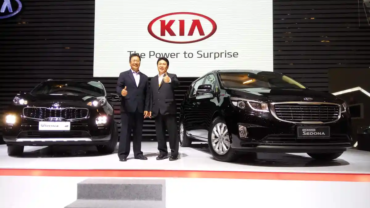 Berita - GIIAS 2016: KIA Luncurkan All New Sportage dan Grand Sedona, Ini Spek Dan Harganya
