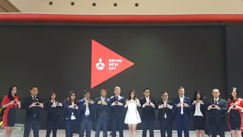 Foto - Mitsubishi Gunakan 'Brand New Day' Sebagai Tagline Baru. Apa maknanya?