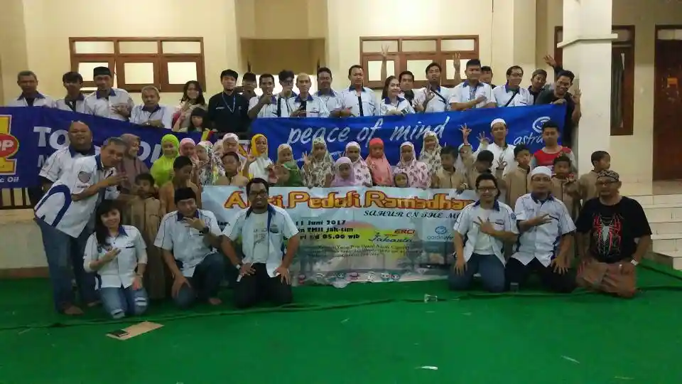 Foto - Ertiga Club Indonesia Jakarta Tebar Kebahagiaan Dengan Sahur di Panti Asuhan