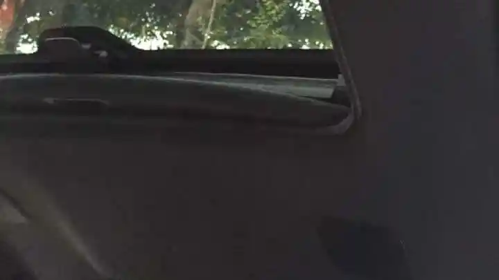 Foto - SPY SHOT: Toyota Voxy Sudah Ada di Dealer Jakarta (11 Foto)