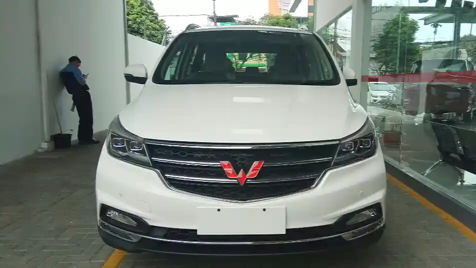 Foto - Harga Resmi Wuling Cortez Akan Diumumkan Pekan Depan