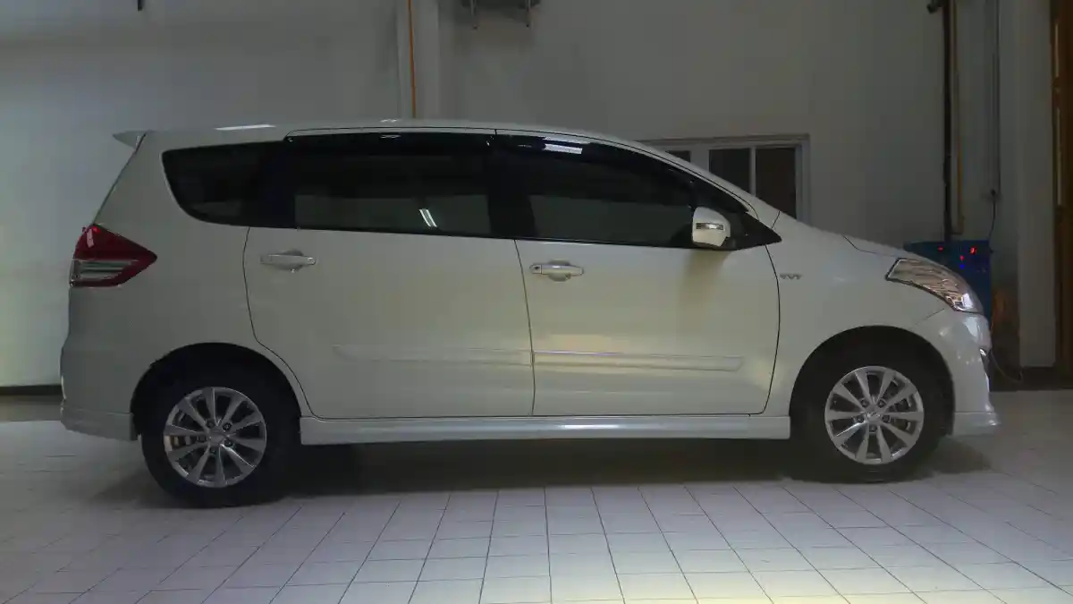 Foto - Alternatif 3 LMPV Bekas Seharga Calya Sigra Facelift