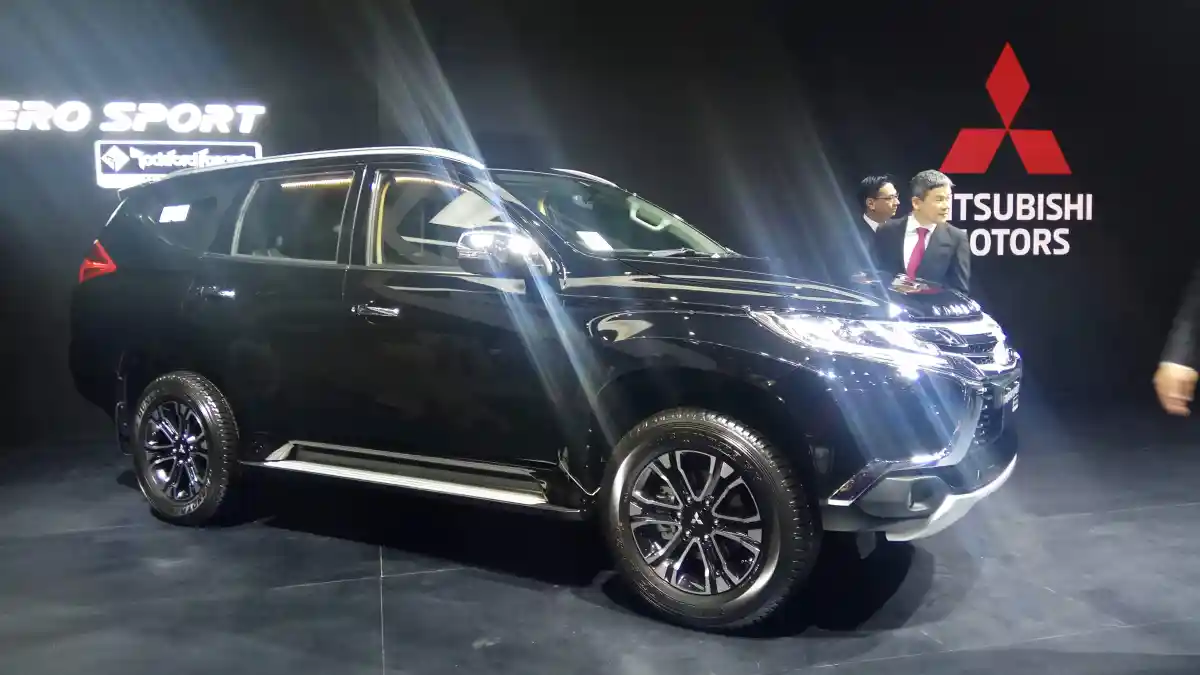 Foto - Daftar Harga SUV Ladder Frame (Desember 2018)