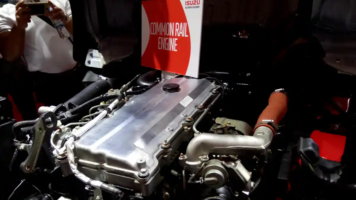 Foto - Alasan Tersendiri, Isuzu Terjun Terlalu Dini Di Teknologi Common-rail 
