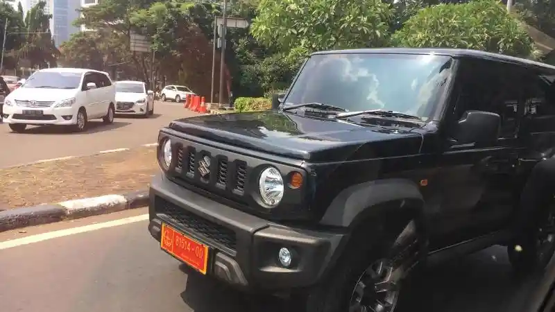 Foto - All New Jimny Sudah Berkeliaran di Jalanan Ibu Kota