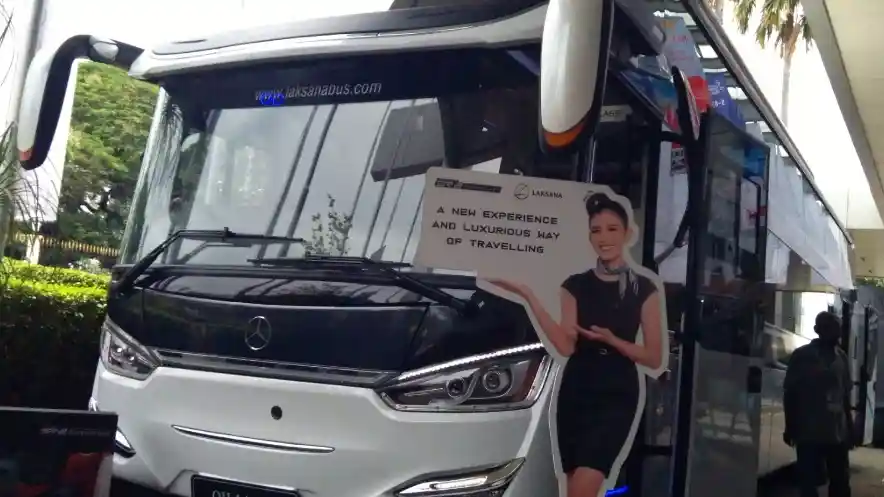 Bus - Detail Suite Class PO Adhi Putra, Pertama Bersasis Mercedes-Benz OH 1626