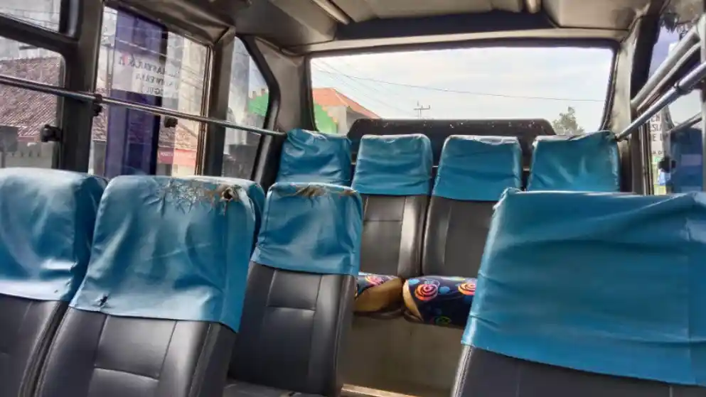 Bus - Sabuk Pengaman Di Bus, Penting Tapi Masih Disepelekan