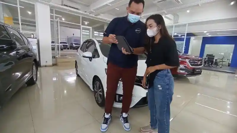 Berita - Showroom Mobil Bekas Ini Tawarkan Garansi Uang Kembali