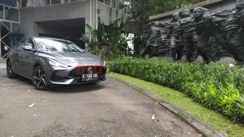 Foto - MG 5 GT Laris Manis, Tapi Terkendala Suplai