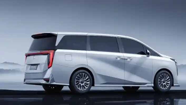 Foto - GAC Hadirkan Generasi Ke-2 M8, Lebih Sporty! 