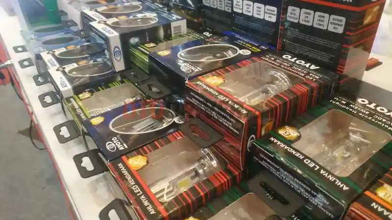 Foto - Mika Lampu Anda Kusam? Kenali Penyebabnya