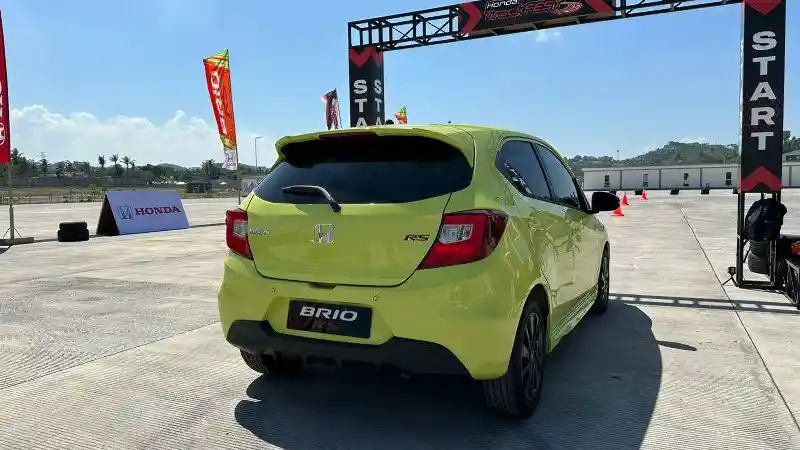 Berita - Warna Ngejreng Honda Brio Baru Sukses Pikat Pasar