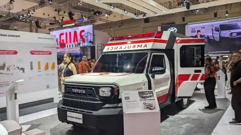Foto - Toyota Rangga Concept Mejeng di GIIAS 2023, Buat Jualan Kopi Sampai Ambulans
