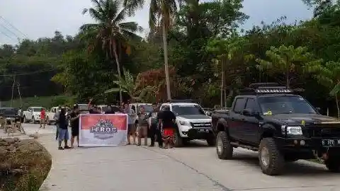 Foto - Beginilah Tanggapan Komunitas Ford Setelah FMI Menyatakan Tutup