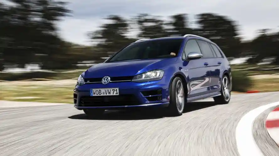 Foto - Ini Volkswagen Golf R Wagon Wolfsburg Edition