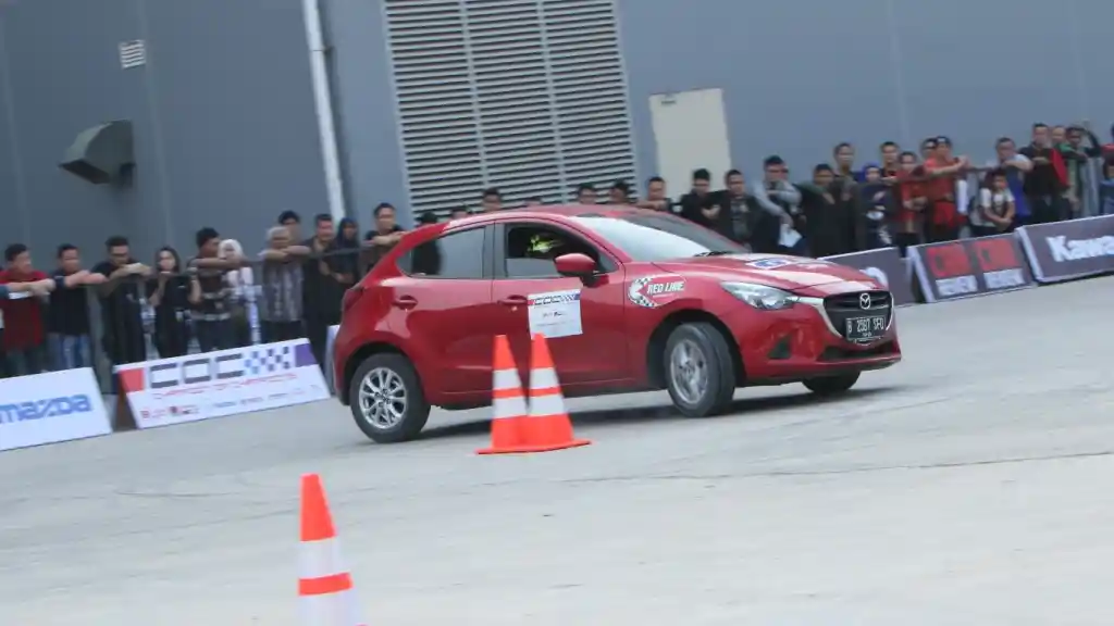 Foto - GIIAS 2015 : Rizal Sungkar Juara Champion Of Champions