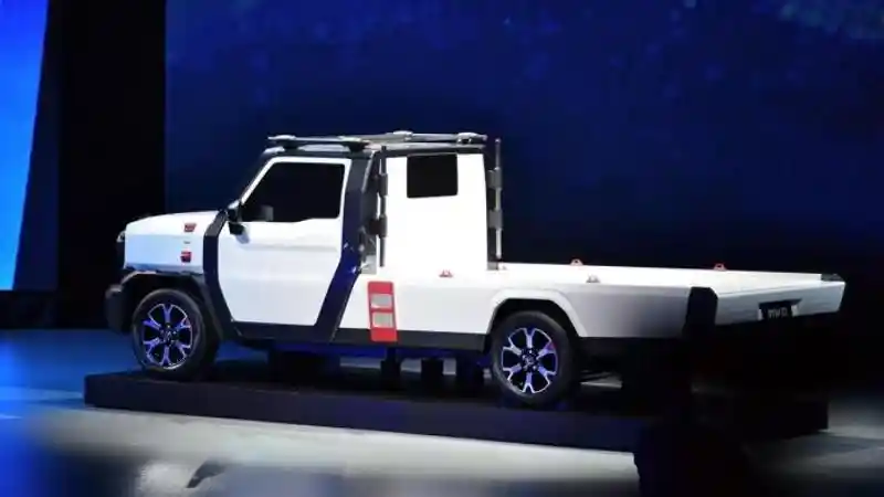 Foto - Toyota Perkenalkan Mobil Konsep Modular Serbaguna. Bentuknya Seperti Kijang Lama
