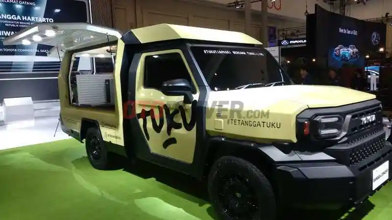 Foto - Toyota Rangga Nampak Tengah Tes Di Jalanan Indonesia