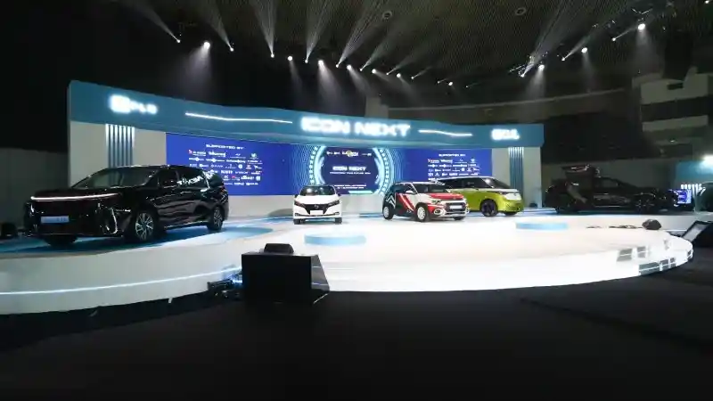 Mobil Listrik - Indomobil Group Umumkan Kolaborasi Strategis Dengan PLN Icon Plus