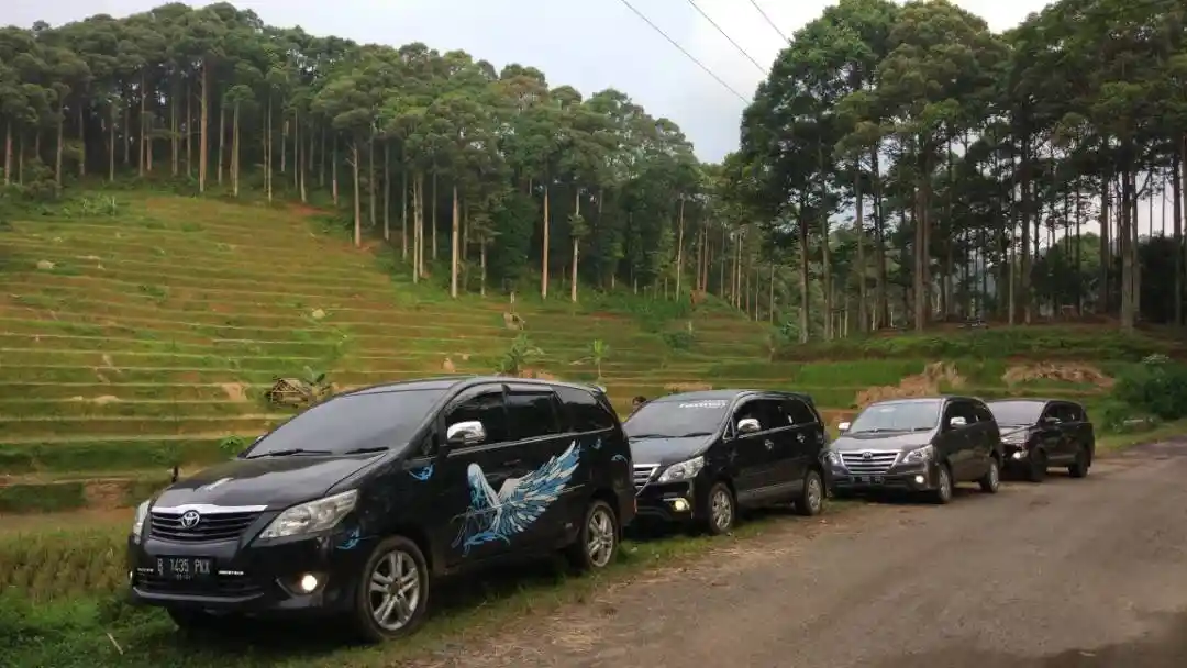 Foto - Innova Community Jalankan Misi Bantuan Musibah Kebakaran Kampung Baduy Luar