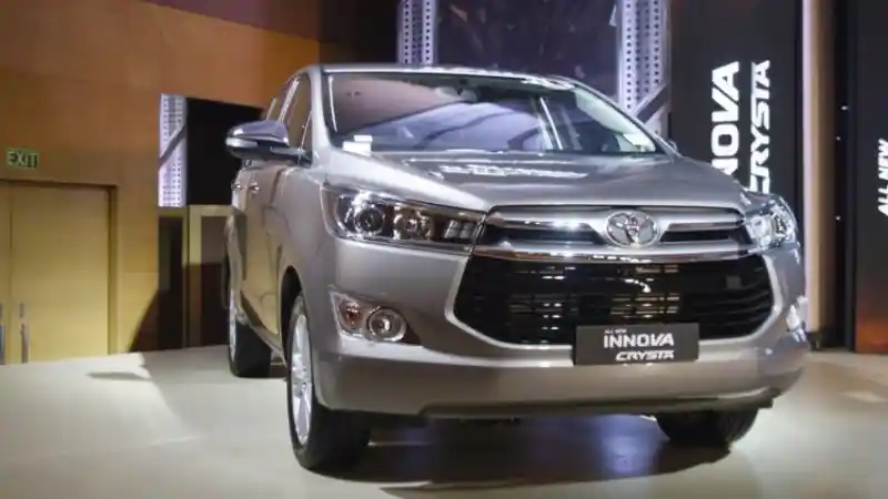 Berita - Toyota Innova dan Fortuner Mendapatkan Facelift di India